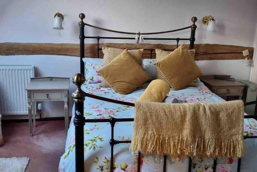 Stunning Barn Conversion Ideal For Large Families Bildeston Luaran gambar