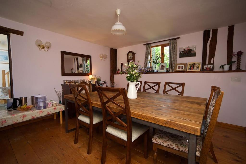 Stunning Barn Conversion Ideal For Large Families Bildeston Luaran gambar