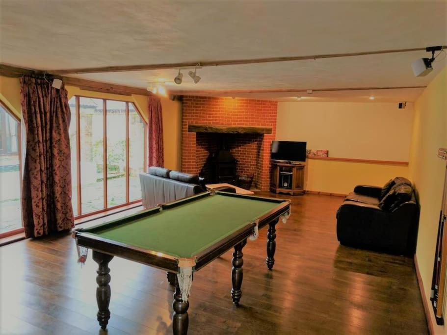 Stunning Barn Conversion Ideal For Large Families Bildeston Luaran gambar